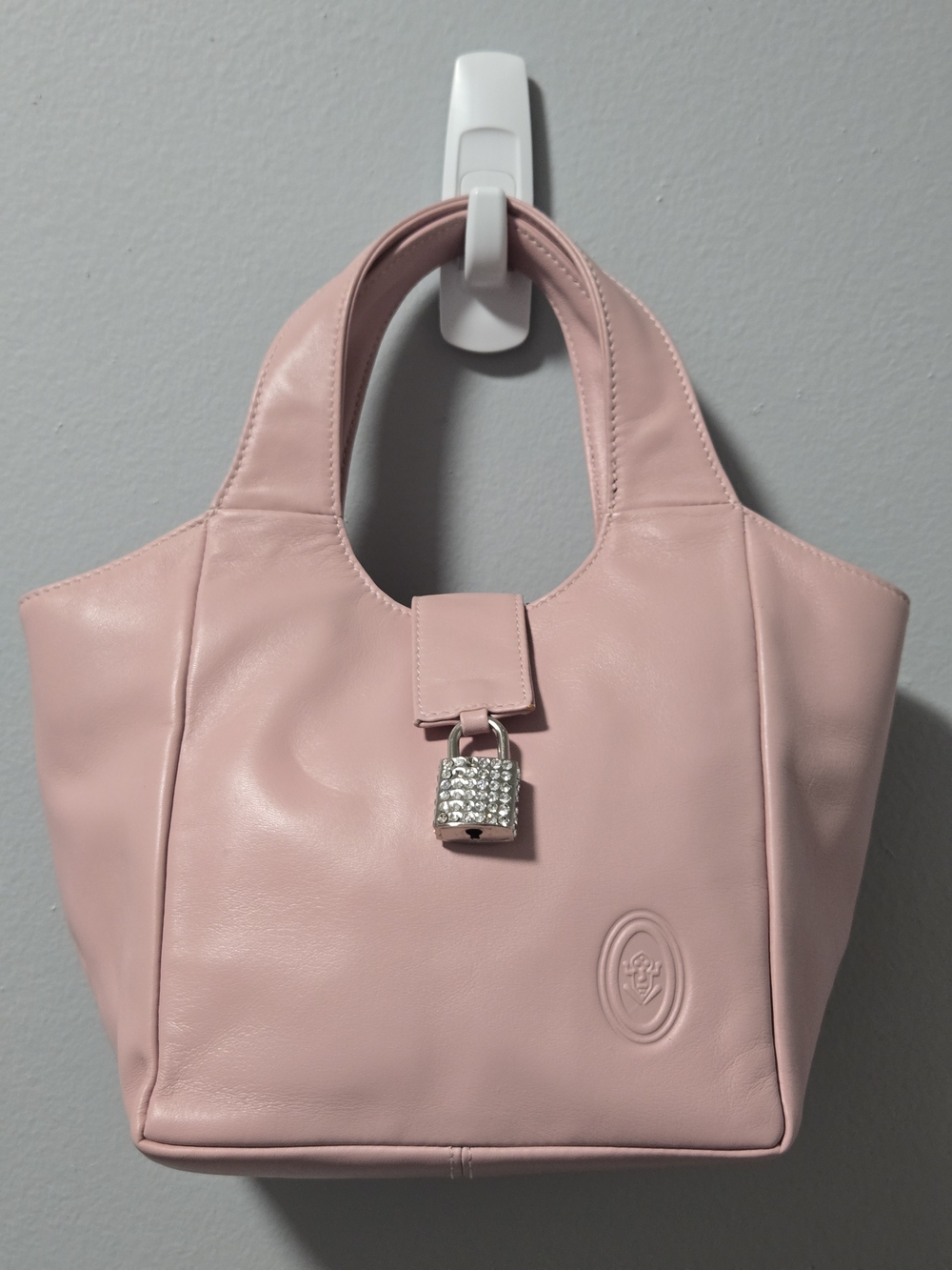 Chic Smith and Canova Of England Pink Leather Hand Bag With Rhinestone Padlock